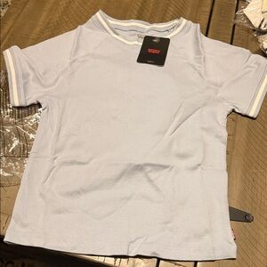 Levi’s juniors baby blue Short Sleeve Top NWT